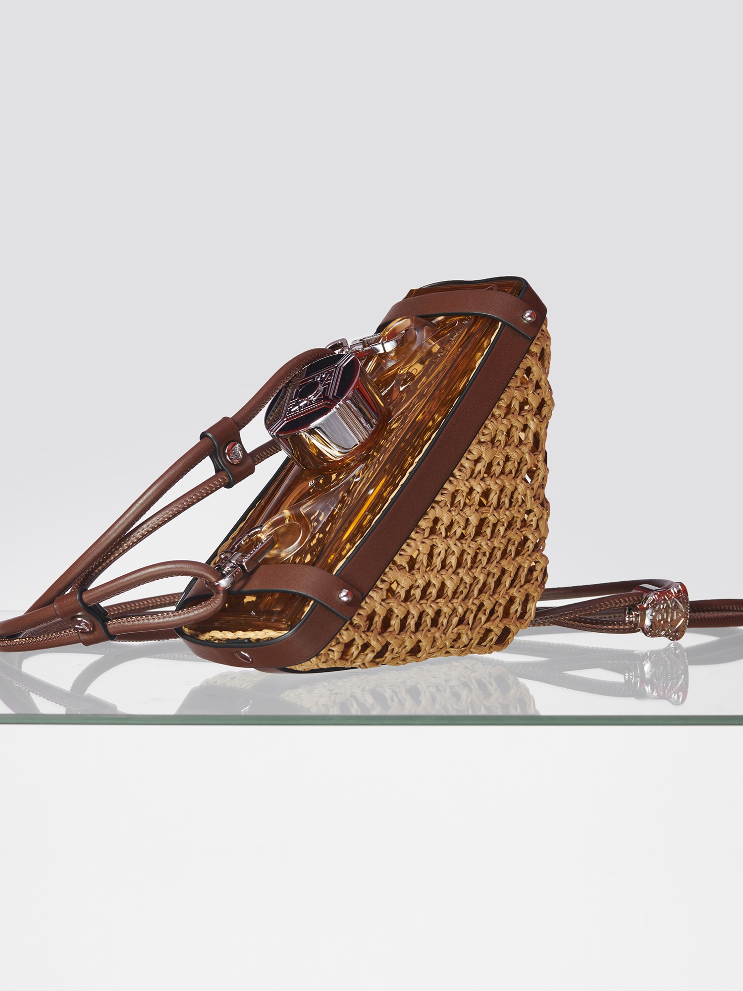 LATTA ALV Woven triangle water bottle