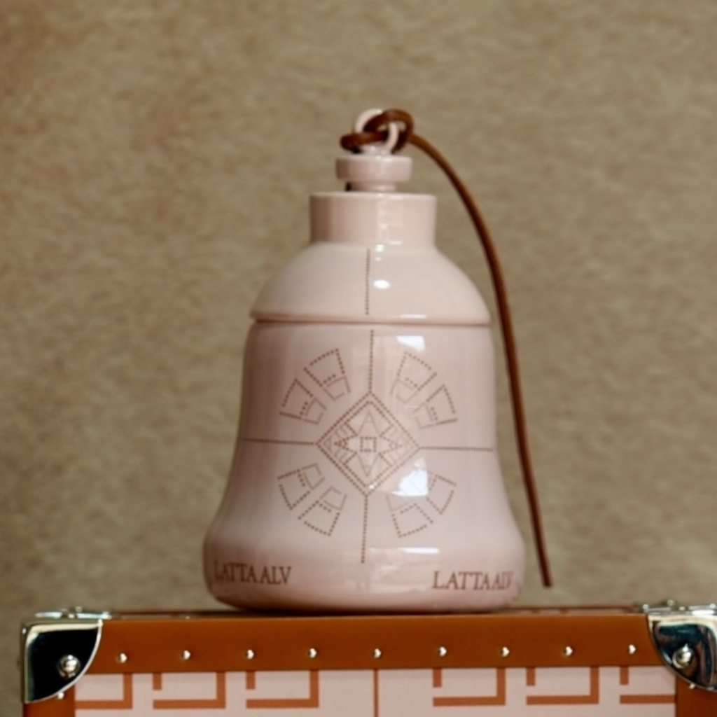 LATTA ALV Bone China Mug