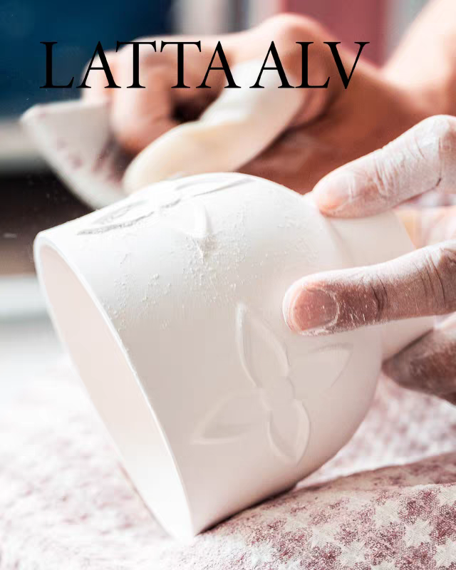 LATTA ALV Bell Ceramic scented candle (S)